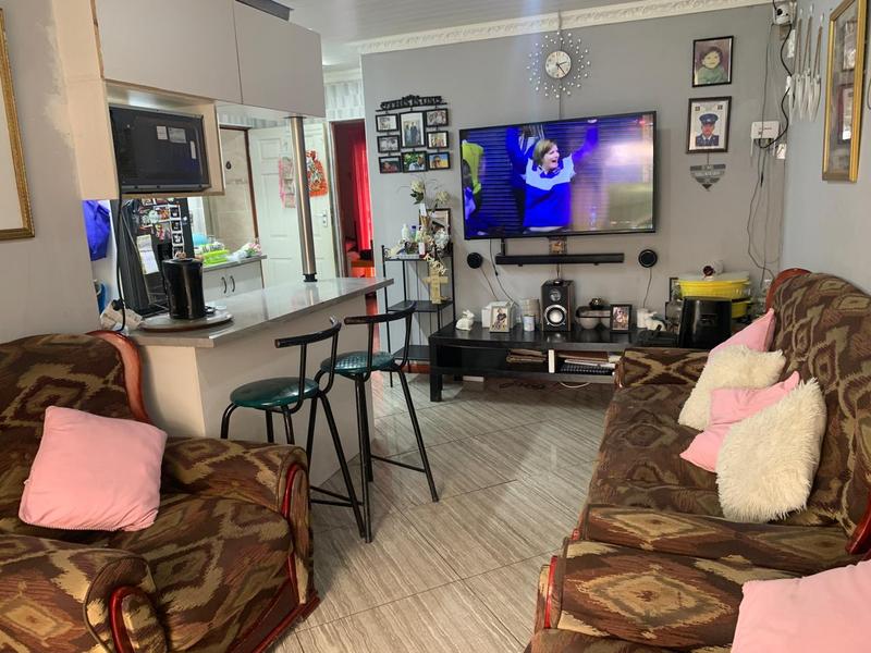 3 Bedroom Property for Sale in Westridge Western Cape